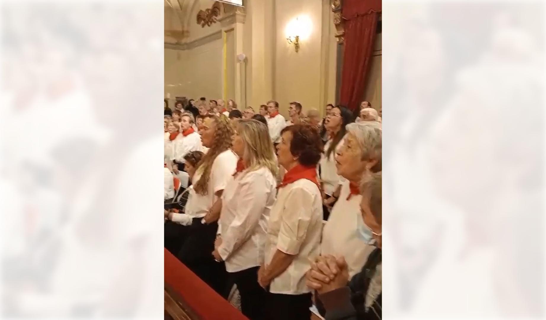 El momento se vivió durante la quinta misa de la Escalera, celebrada este 5 de mayo en la capilla de San Fermín.