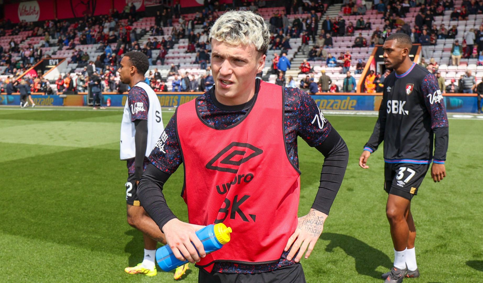 Álex Jiménez, futbolista del Bournemouth