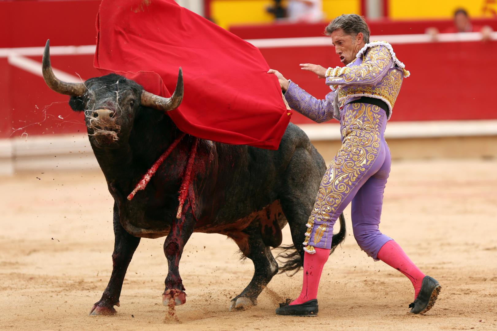 Un lance de la faena del diestro Manuel Escribano el año pasado con un ejemplar de la legendaria ganadería de Zarahiche.