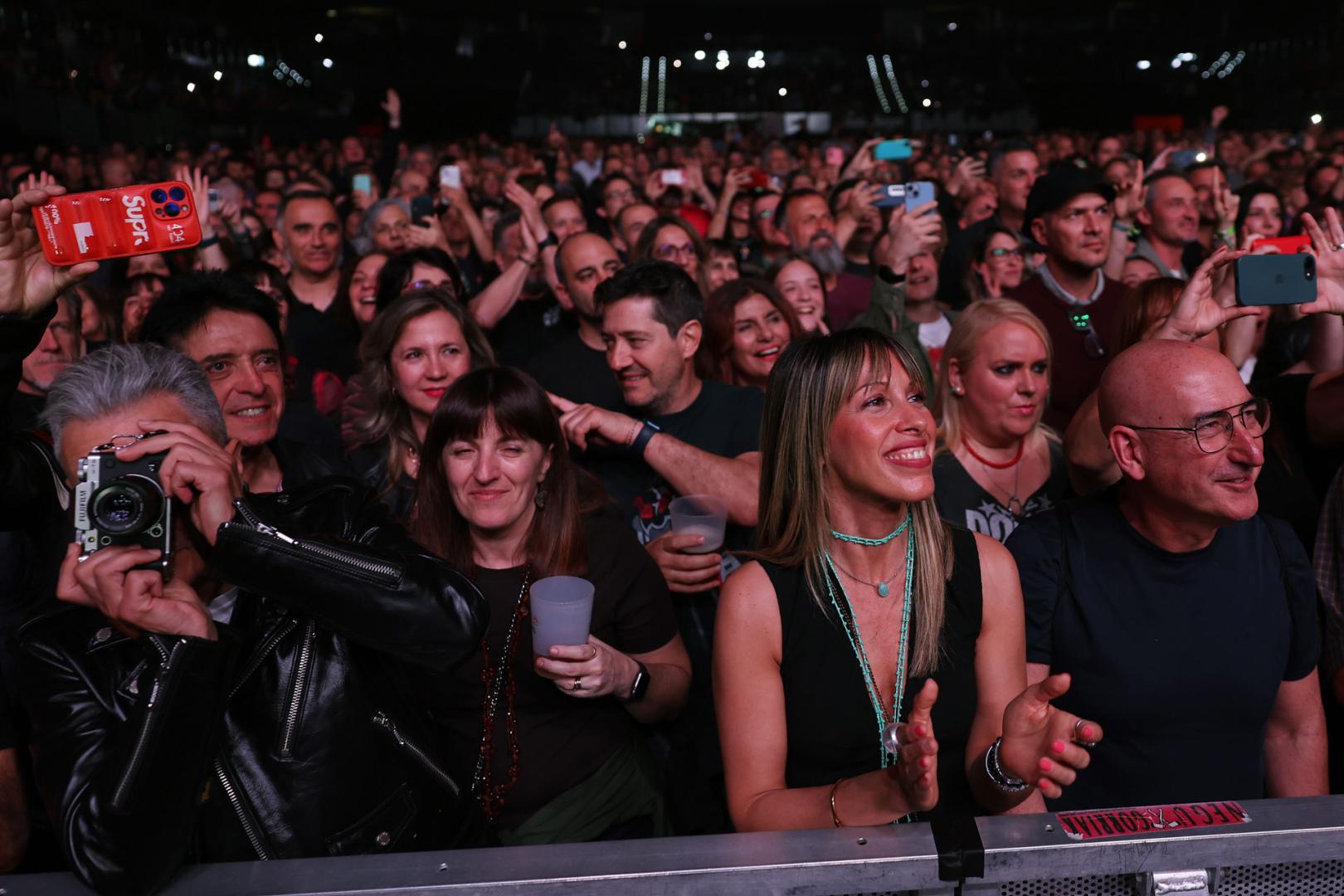Fotos del concierto de Loquillo en el Navarra Arena