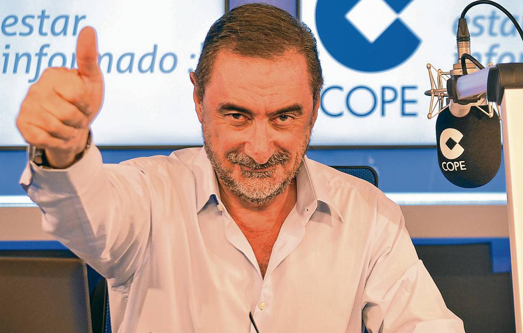 Carlos Herrera, la voz más reconocible de las mañanas de la cadena COPE