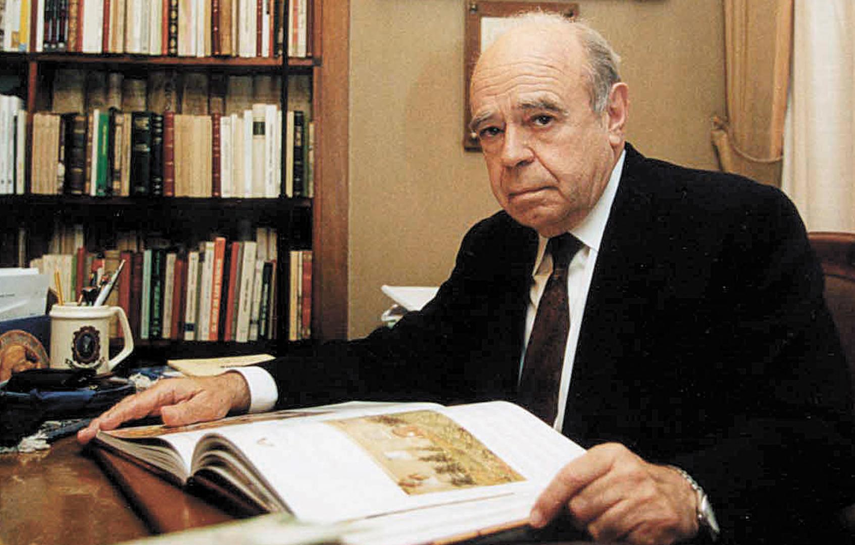José Javier Uranga, director de Diario de Navarra de 1962 a 1990