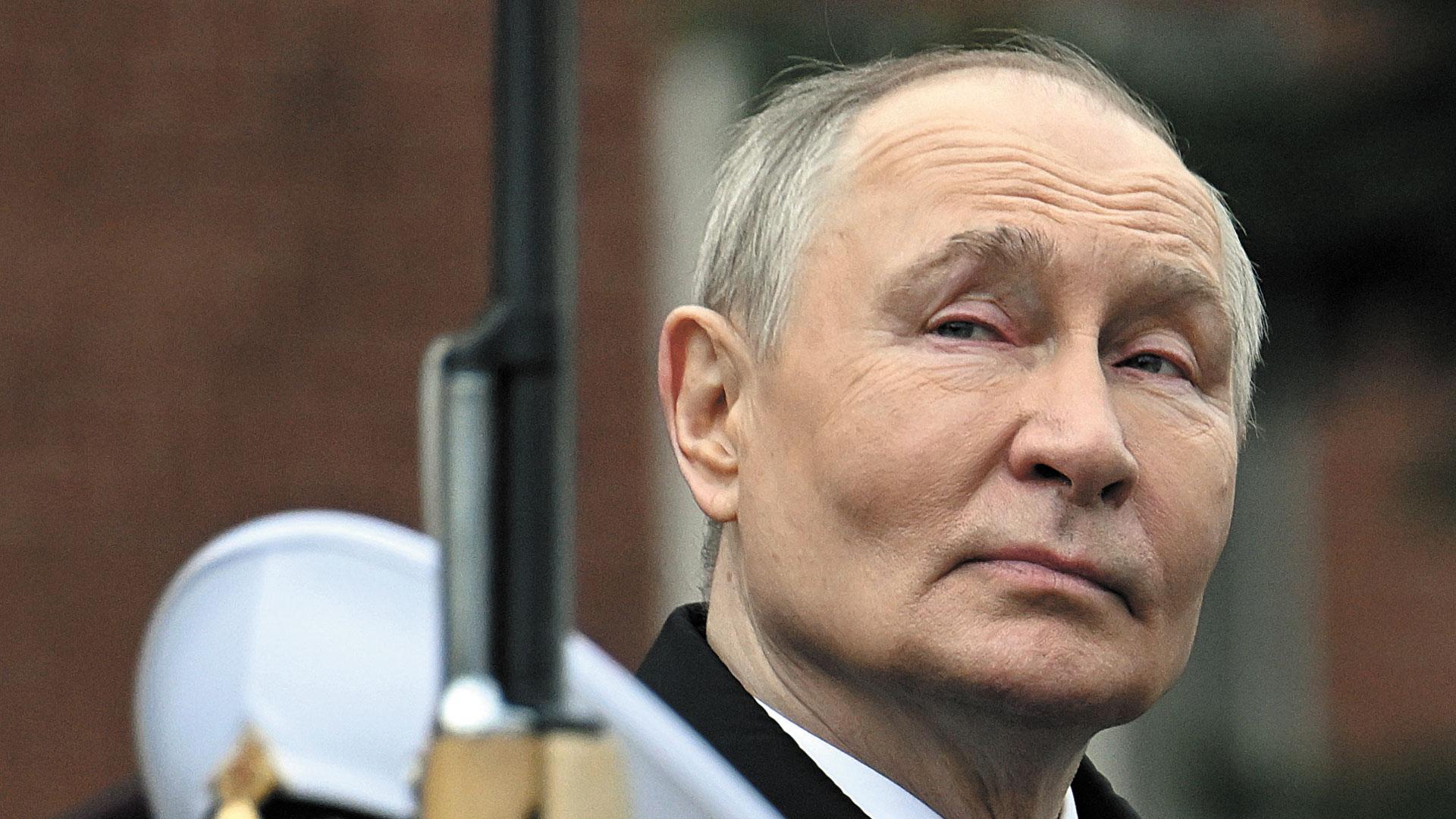 El presidente ruso, Vladimir Putin, este sábado en el desfile del Día de la Victoria en el Kremlin, Moscú