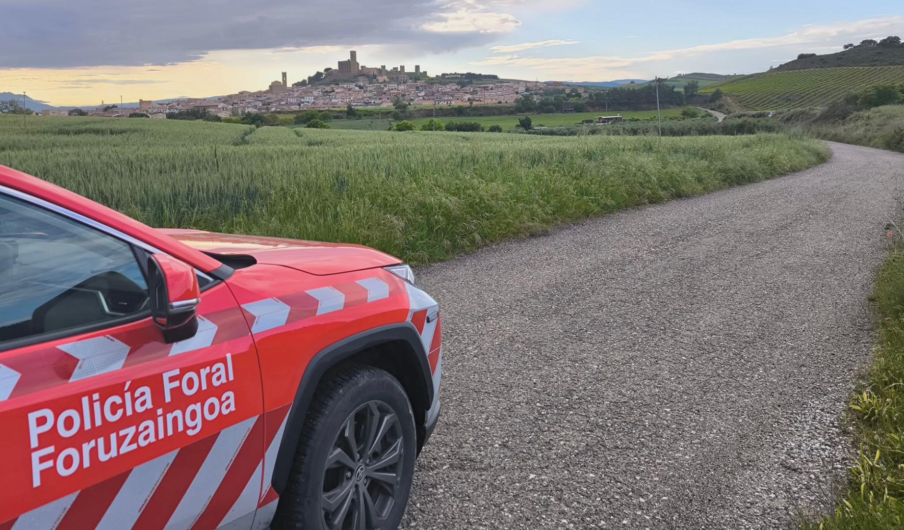 Patrullaje de Policía Foral en entorno rural