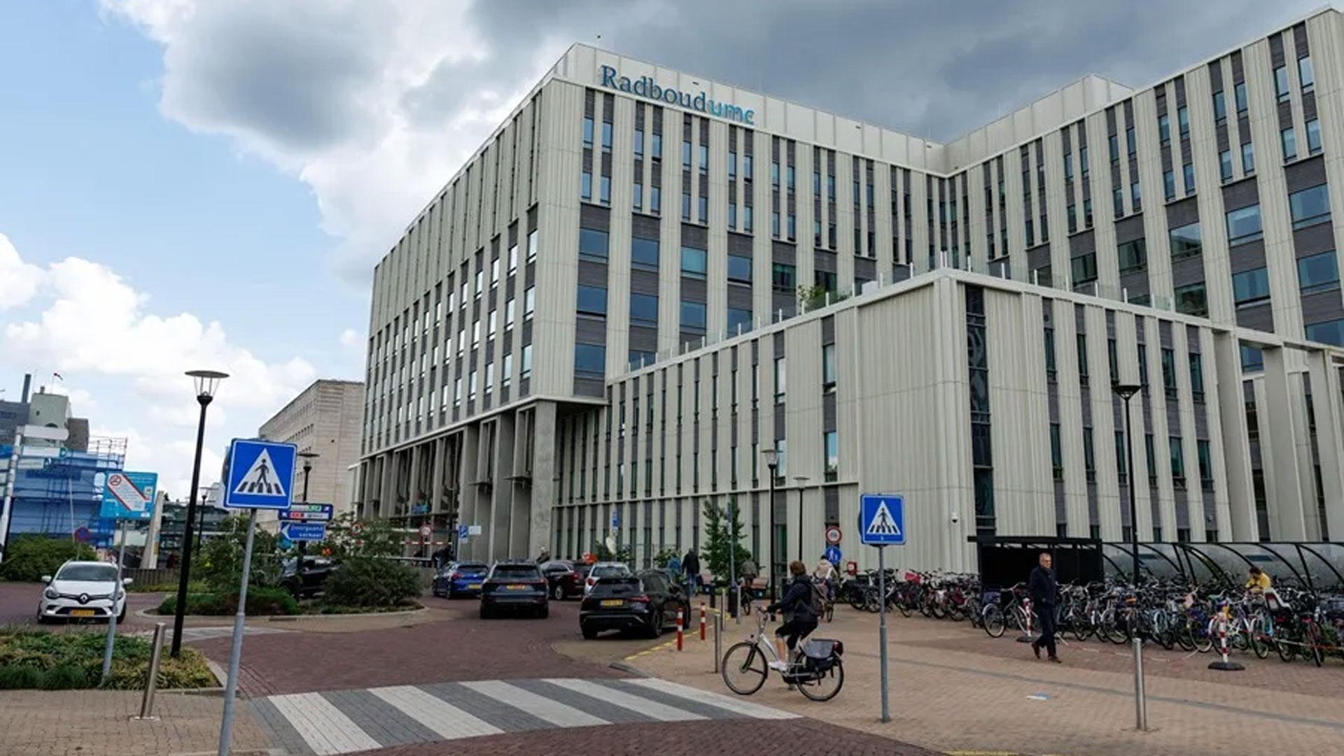 Exterior del hospital universitario Radboudumc de Nimega, en el este de los Países Bajos