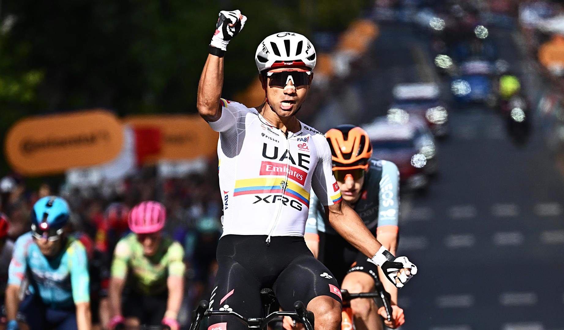 Jhonatan Narvaez celebra el triunfo tras la cuarta etapa del Giro 2026