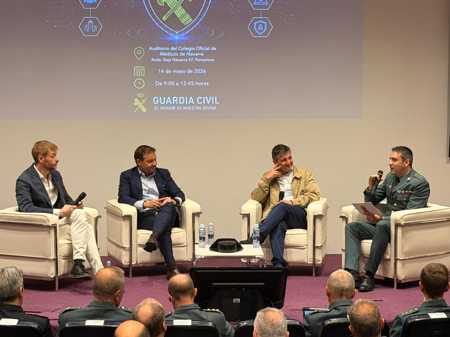 Participantes de la mesa redonda sobre Tecnología, movilidad y seguridad