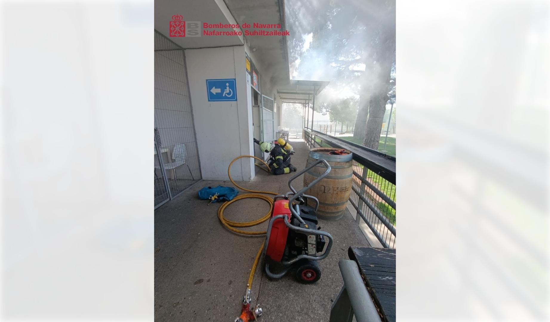 El incendio ha afectado al cuadro eléctrico de la cocina de un establecimiento hostelero en Cascante