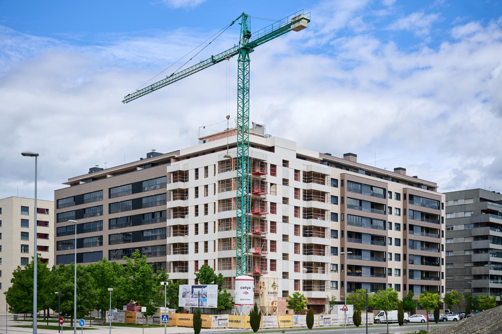 Construcción de 24 viviendas libres en Línea Lezkairu