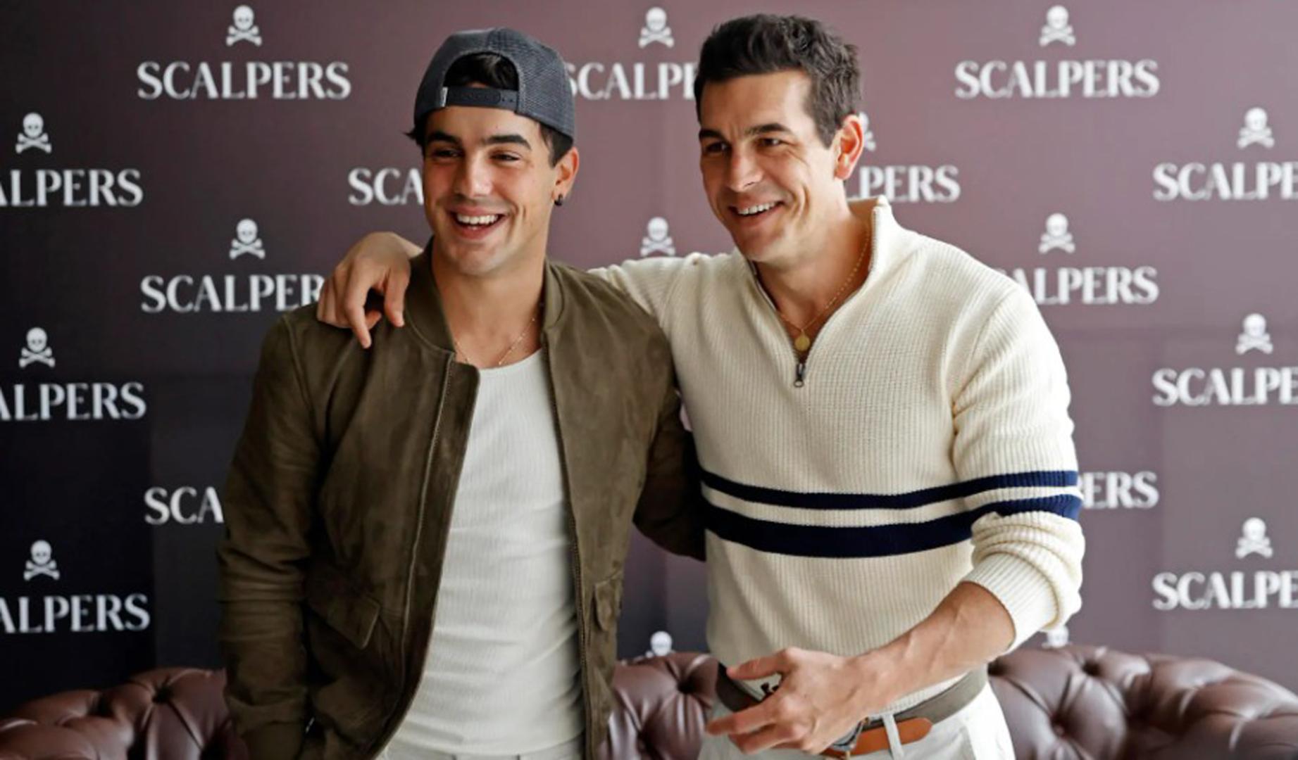 Los hermanos y actores españoles Óscar (i) y Mario Casas