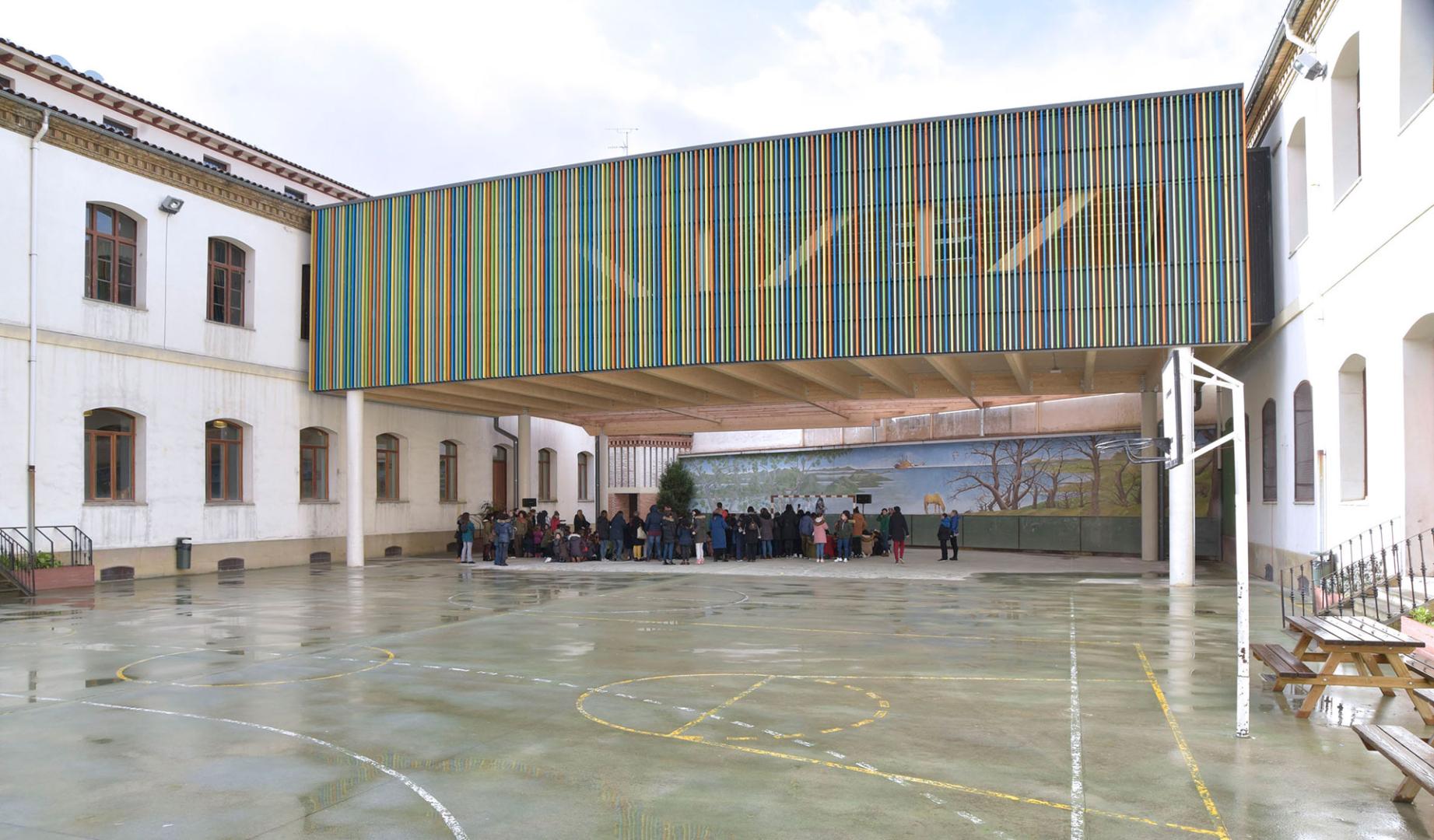 Imagen del patio del colegio público de San Francisco