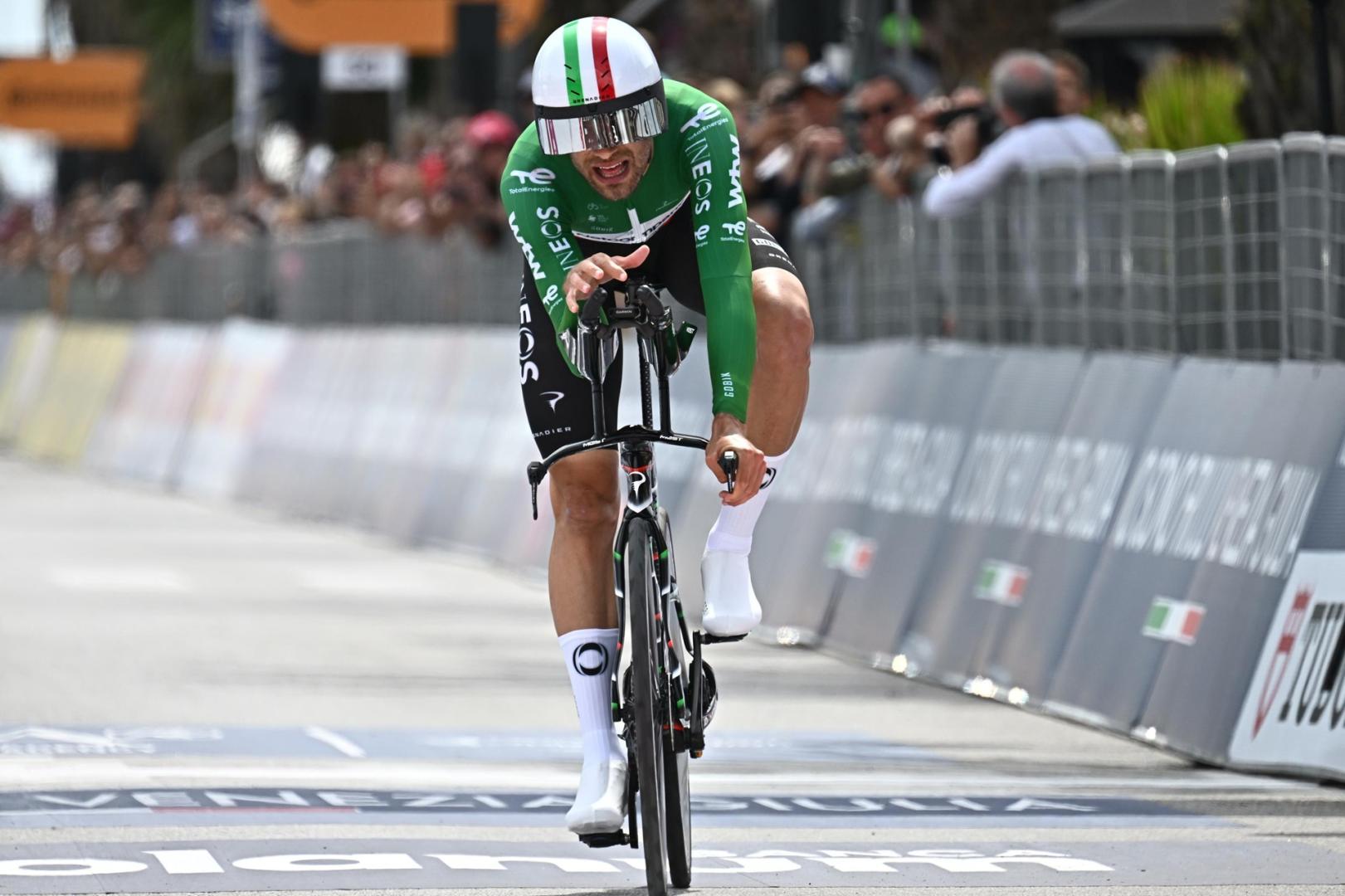 Filippo Ganna se ha impuesto en la crono de la décima etapa del Giro de Italia 2026