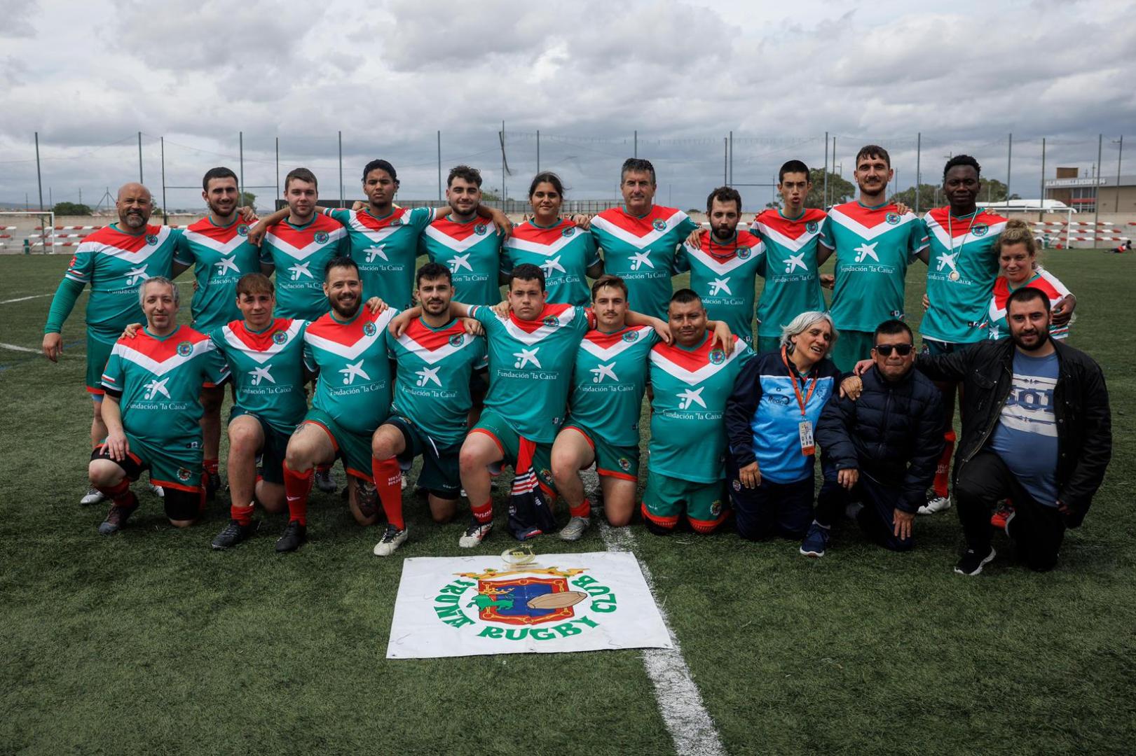 La plantilla del Iruña Rugby Club Mixed Ability en Granada