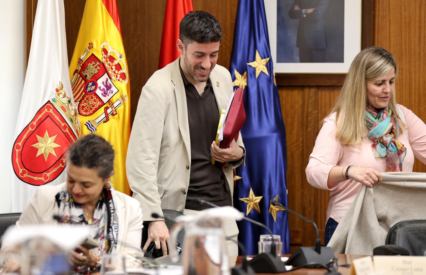A: Sonia Salsamendi F: 07/05/26 P: Ayuntamiento L: Estella T: Pleno del ayuntamiento