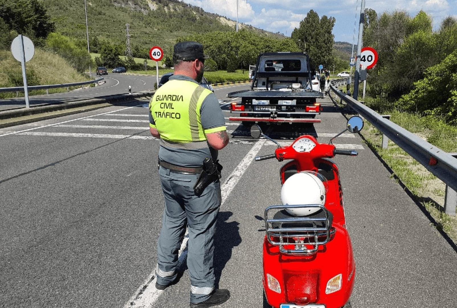 La Guardia Civil ha atendido el accidente en la PA-30