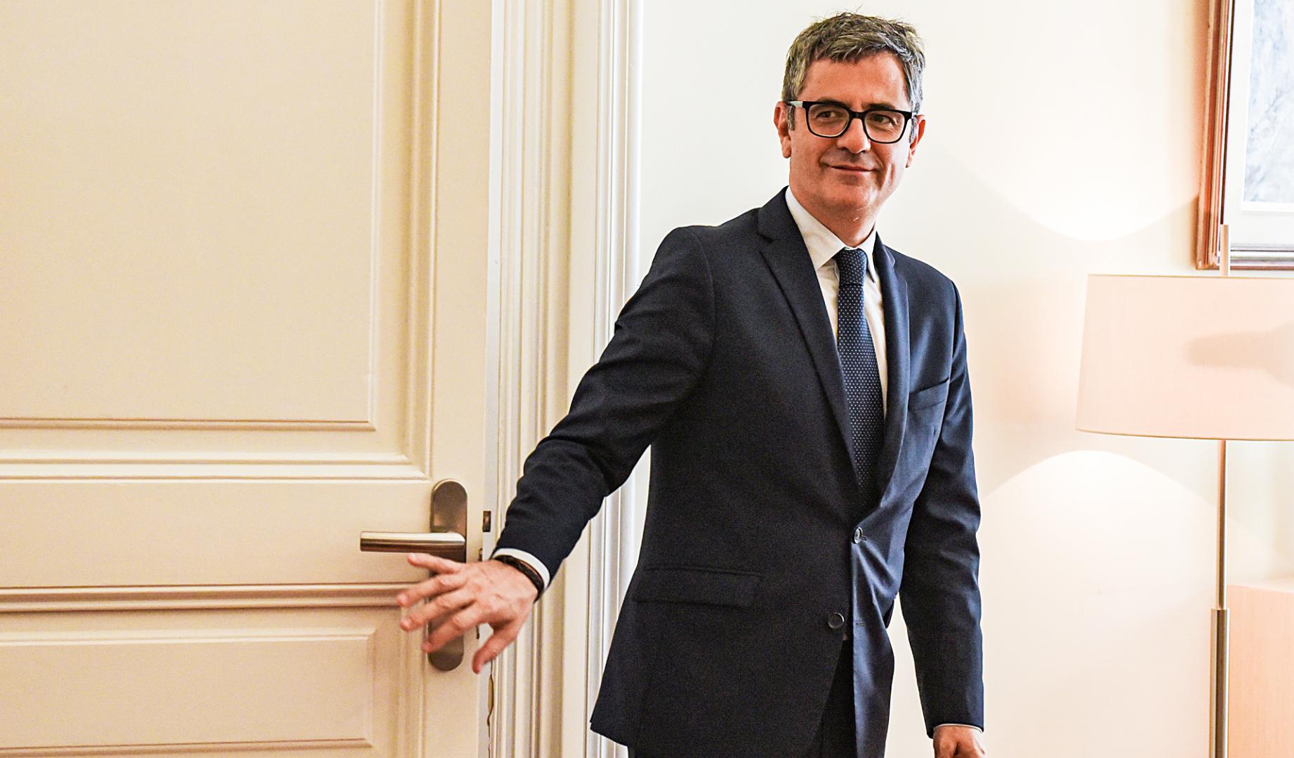 El ministro de la Presidencia, Justicia y Relaciones con las Cortes, Félix Bolaños, durante una rueda de prensa tras la firma del convenio ORGA de colaboración institucional, en el Palau de la Generalitat