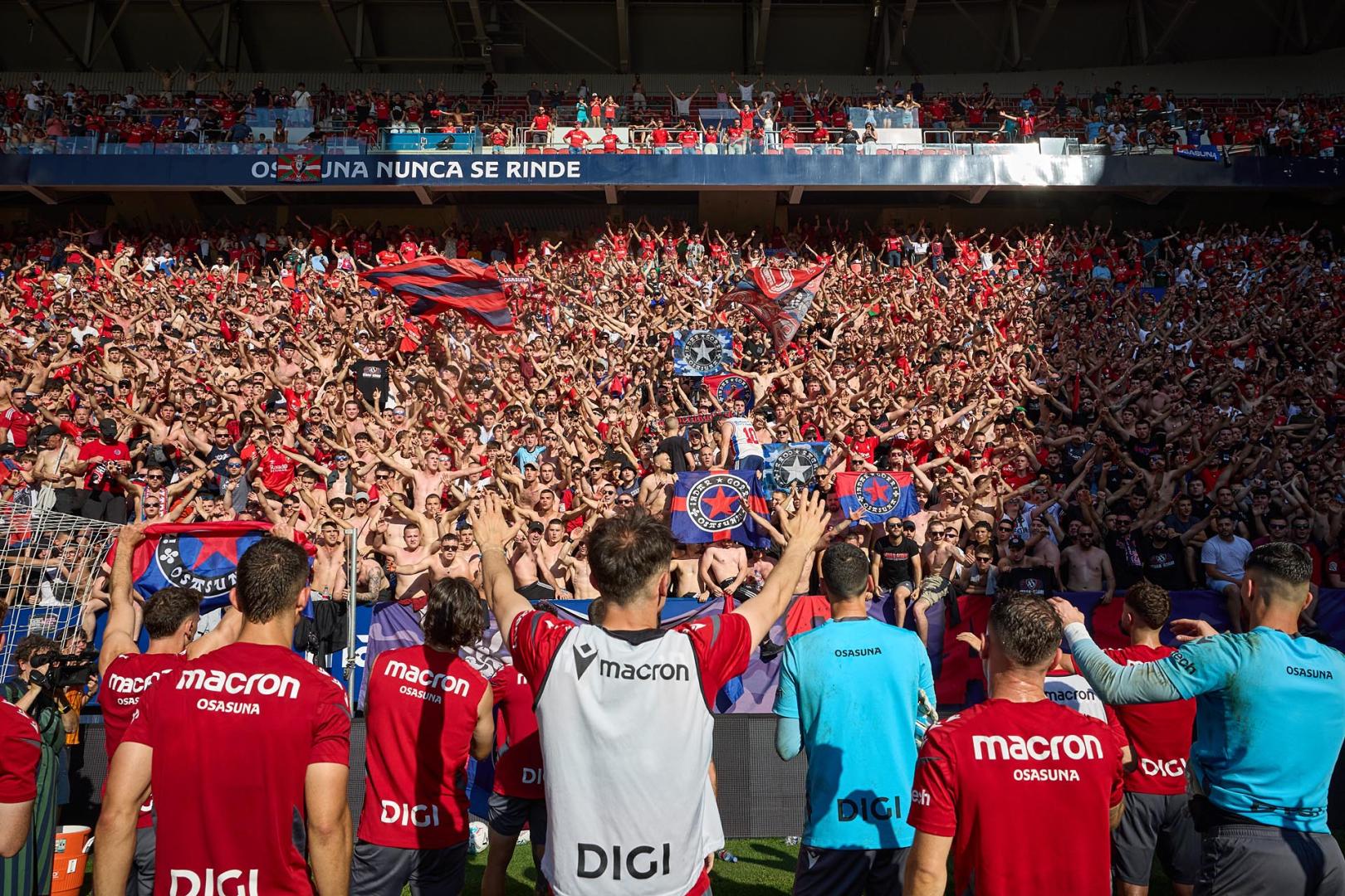 El osasunismo se conjuró este viernes, 22 de mayo, en el estadio de El Sadar para apoyar a los suyos antes del vital encuentro de última jornada contra el Getafe