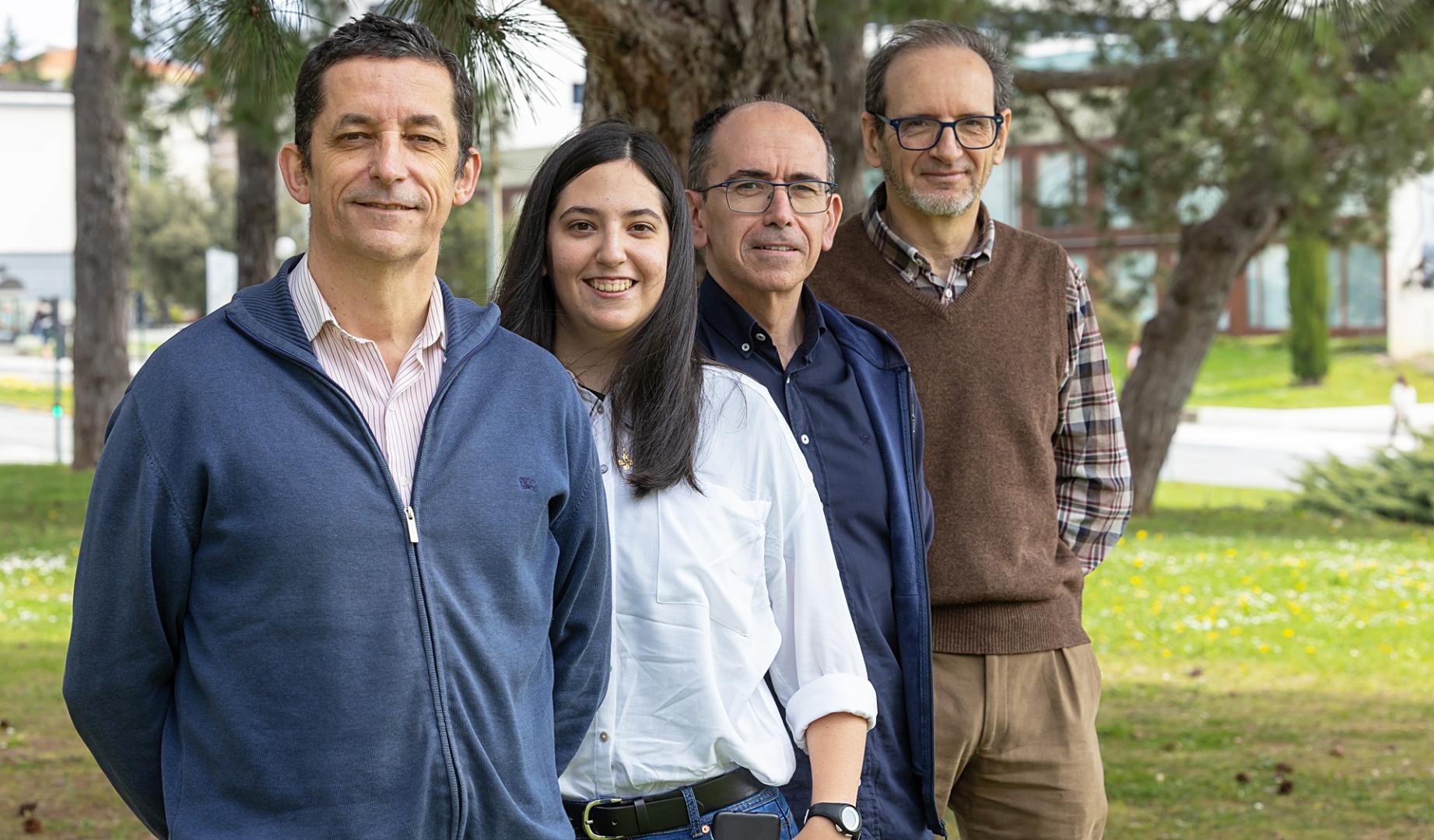 De izda. a dcha., Rafael Miranda, Maite Telletxea, David Galicia y Arturo H. Ariño, autores del estudio