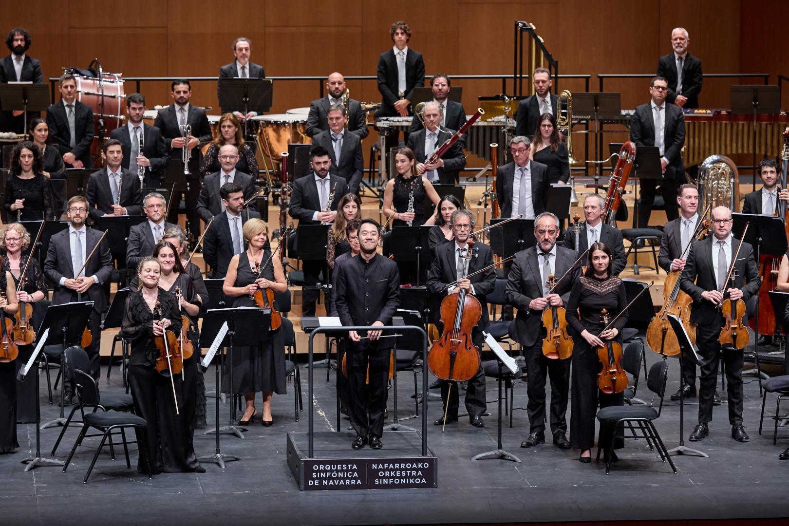 El director artístico de la Orquesta Sinfónica de Navarra, Perry So, sonríe durante un concierto celebrado este mes de mayo en Baluarte