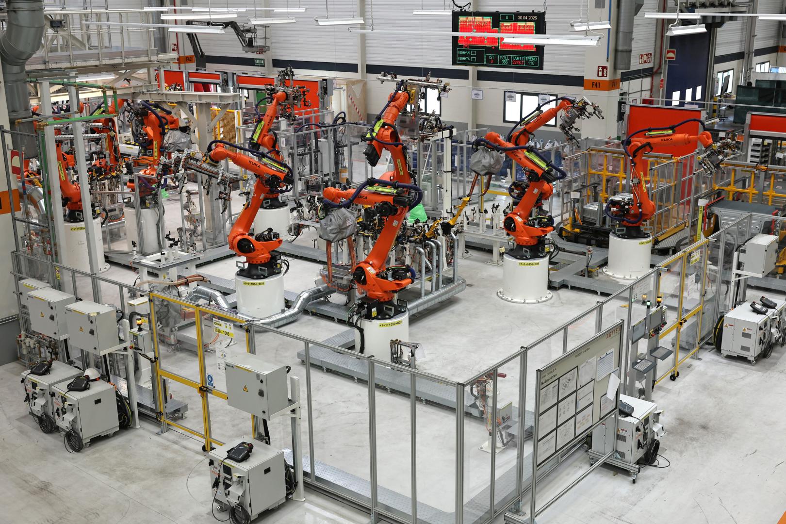 Instalaciones de chapistería en Volkswagen Navarra dedicadas a la producción de carrocerías de los eléctricos