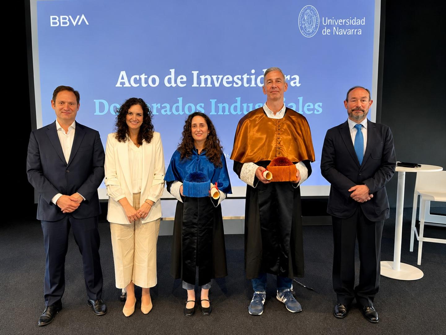 Paul G. Tobin, director global de Talento y Cultura de BBVA; Paloma Grau, vicerrectora de Investigación y Sostenibilidad de la Universidad de Navara; Paloma Marin, Jesús Renero y Jesús López Fidalgo