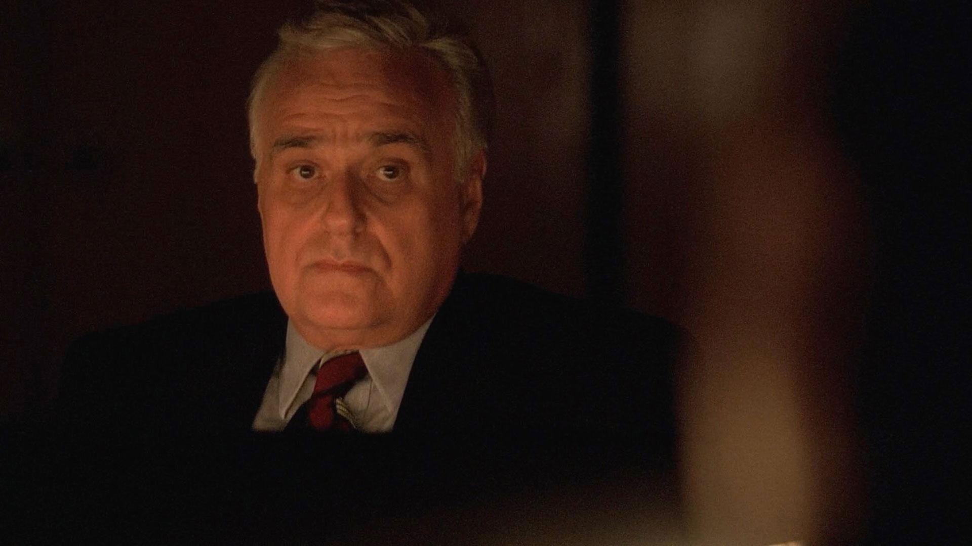 Charles Cioffi en un fotograma de la serie 'Expediente X'