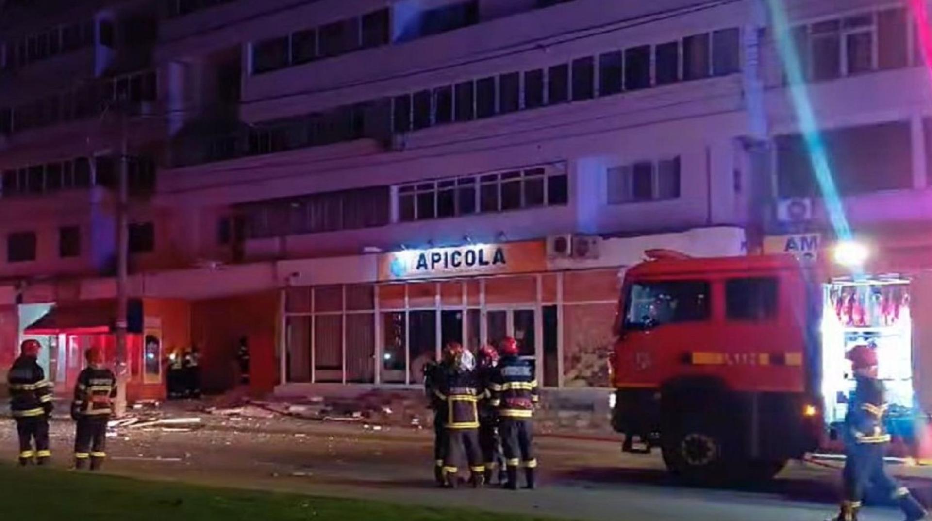 Daños provocados por el impacto de un dron ruso en un edificio resiencial en la localidad rumana de Galat