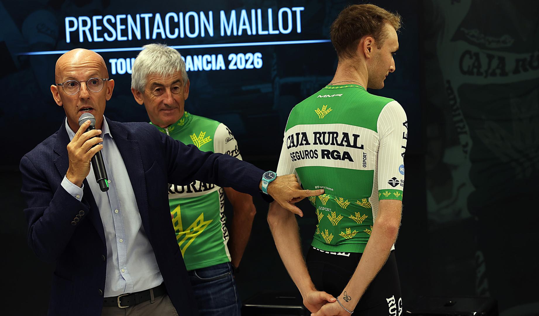 Detalle del nuevo maillot por la parte trasera