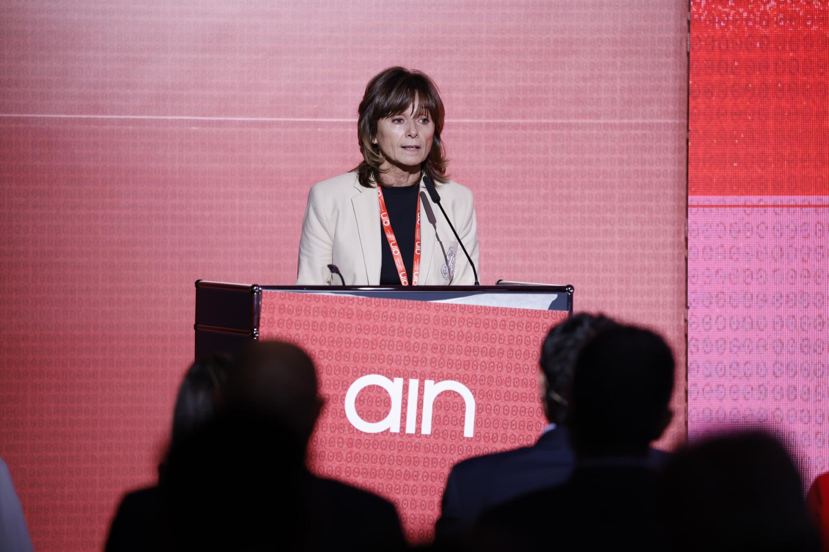 Yolanda Torres es la nueva presidenta de la AIN