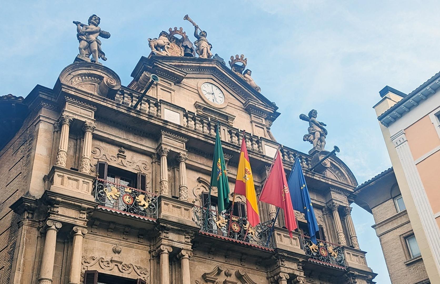 Imagen de la fachada del Ayuntamiento de Pamplona REMITIDA / HANDOUT por AYUNTAMIENTO DE PAMPLONA Fotografía remitida a medios de comunicación exclusivamente para ilustrar la noticia a la que hace referencia la imagen, y citando la procedencia de la imagen en la firma 04/11/2024 Imagen de la fachada del Ayuntamiento de Pamplona Fachada principal del ayuntamiento de Pamplona, cuyas cuentas de 2024 ha analizado Comptos DN