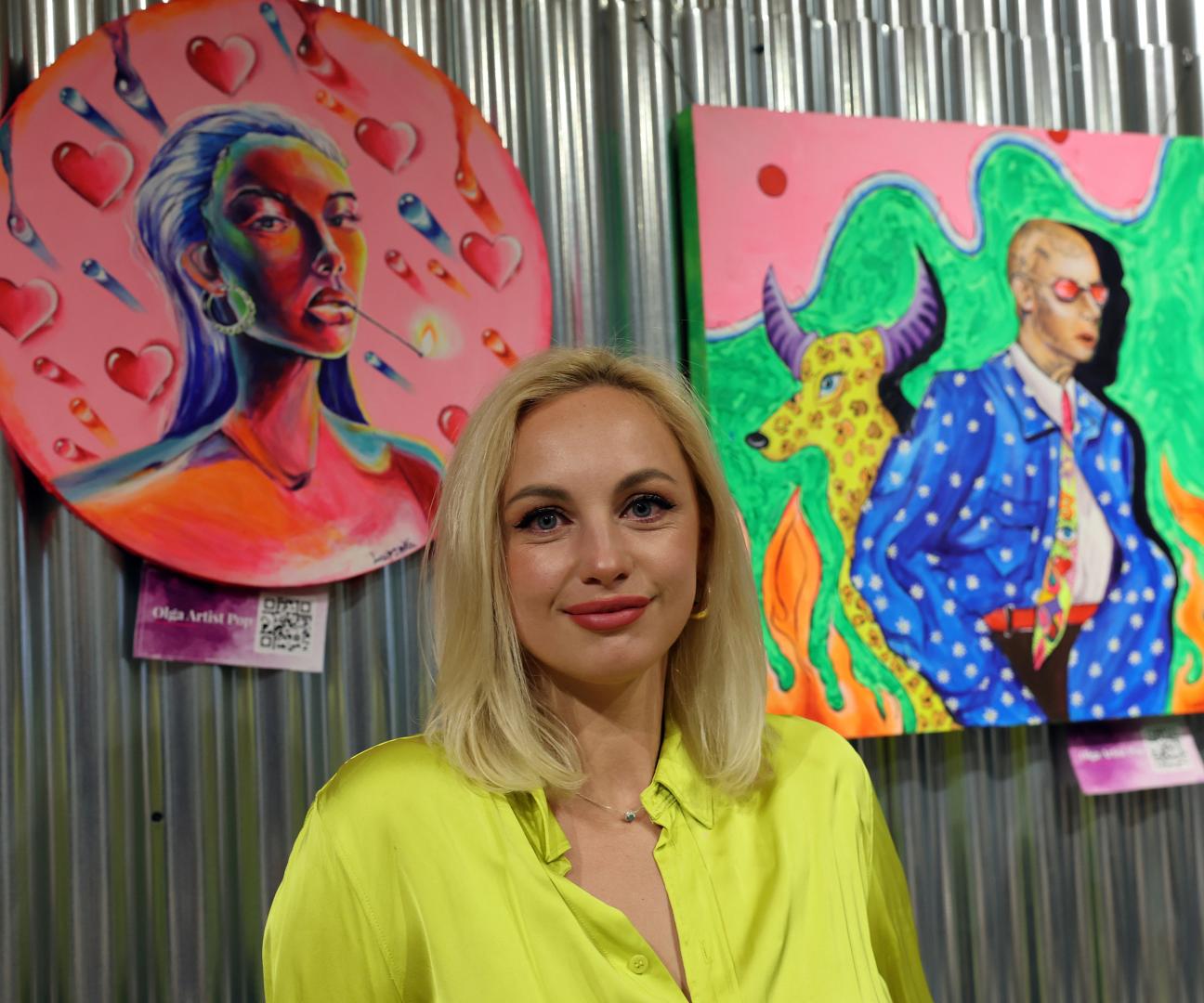 ‘Amor’ y ‘Amistad’ forman parte de la colección que Olga Horelova expone hasta septiembre en el restaurante Baserriberri