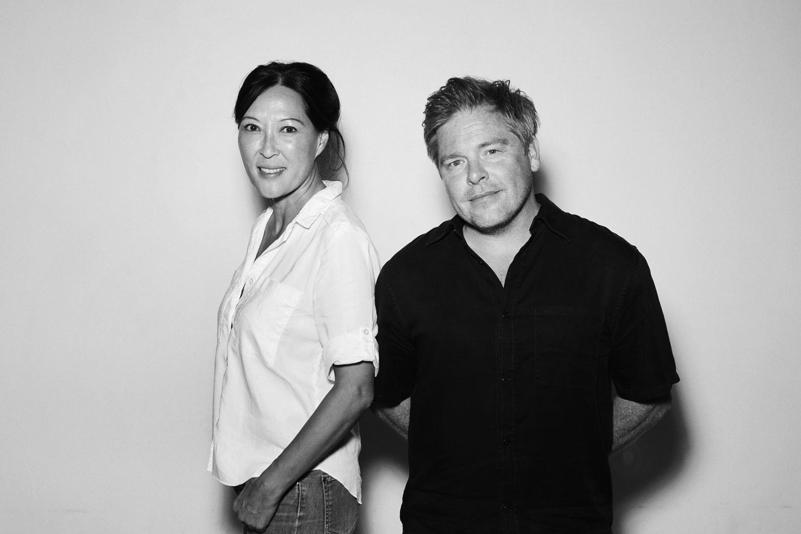 Lena Sundström y Jens Mikkelsen han triunfado en Suecia con su primera novela, 'Jaque a la reina' (Destino)