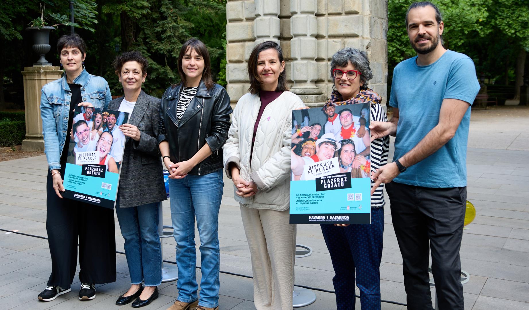 La vicepresidenta tercera y consejera de Vivienda, Juventud y Políticas Migratorias, Begoña Alfaro, presenta la campaña institucional ‘Respetar es el plan