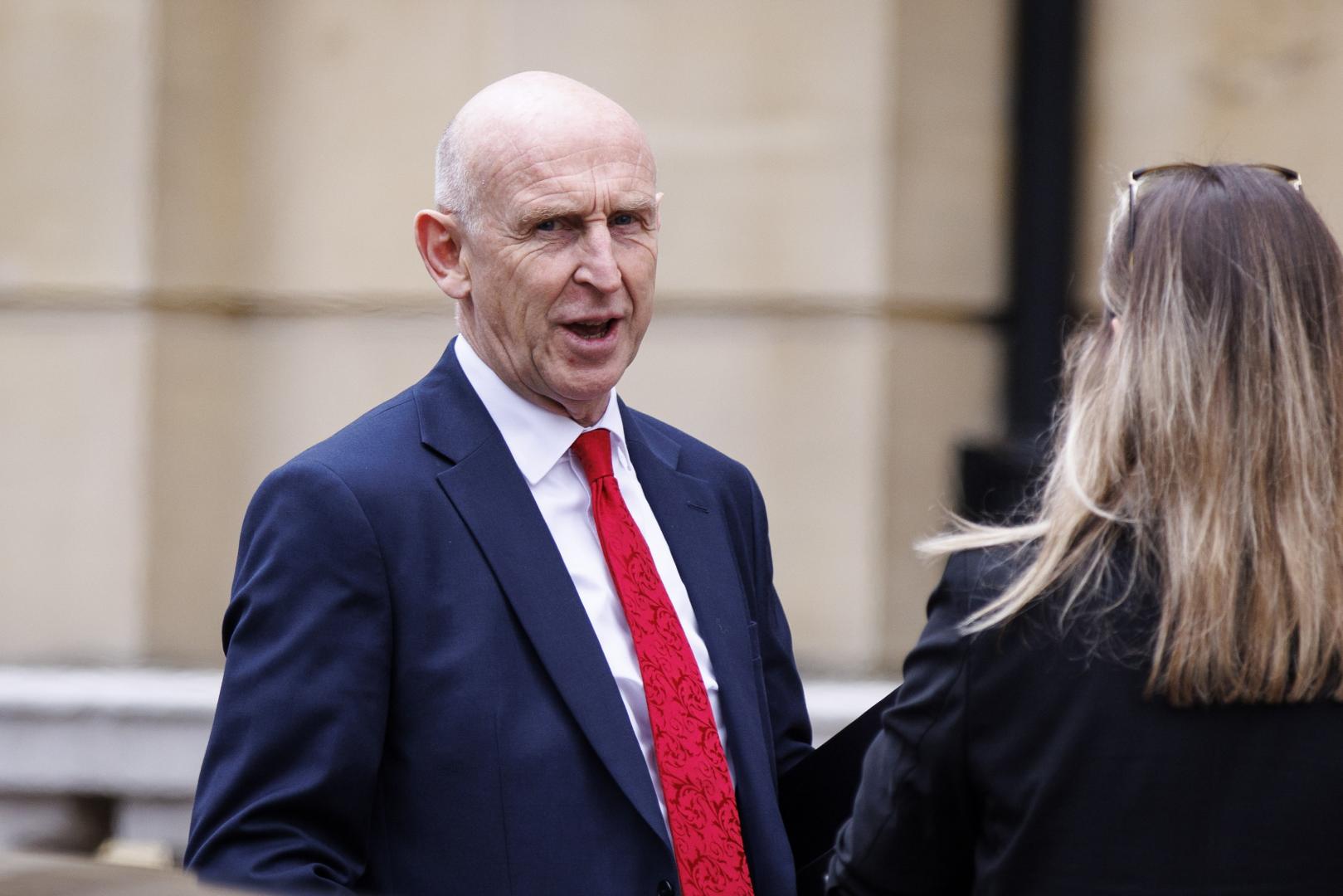 El ministro de Defensa británico, John Healey