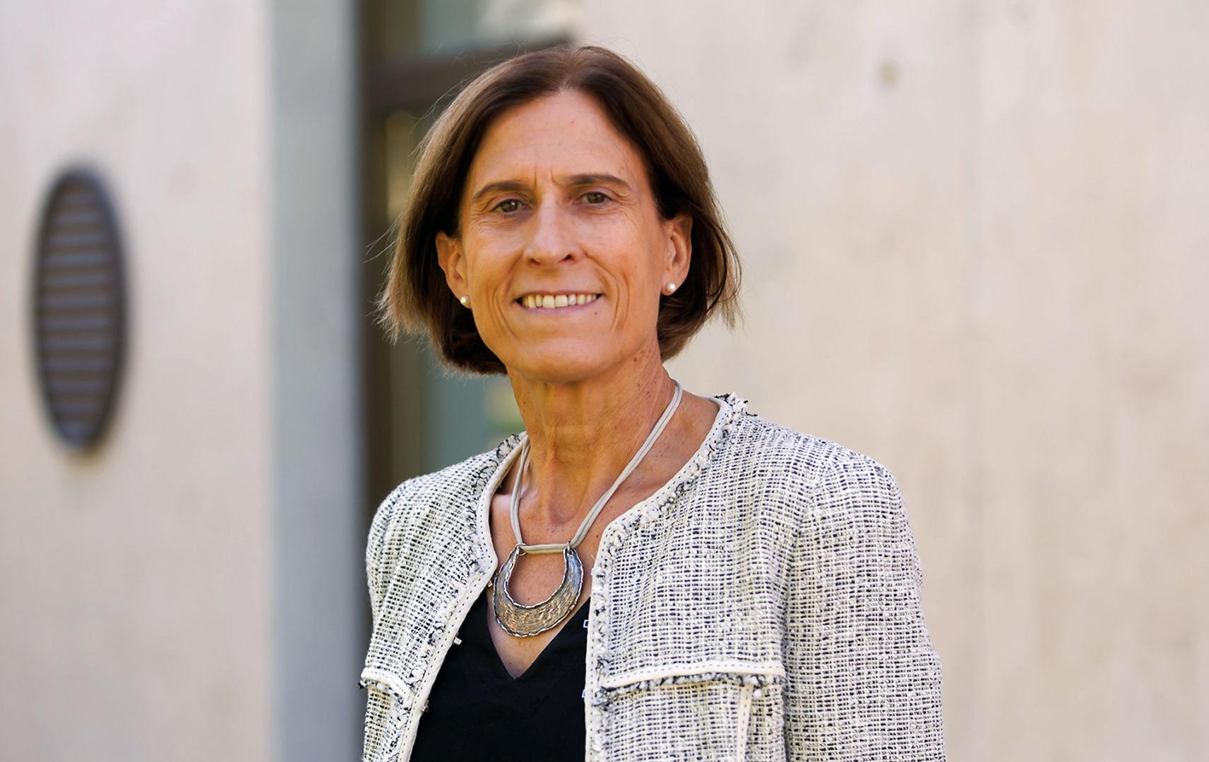 Lola Ugarte Martínez