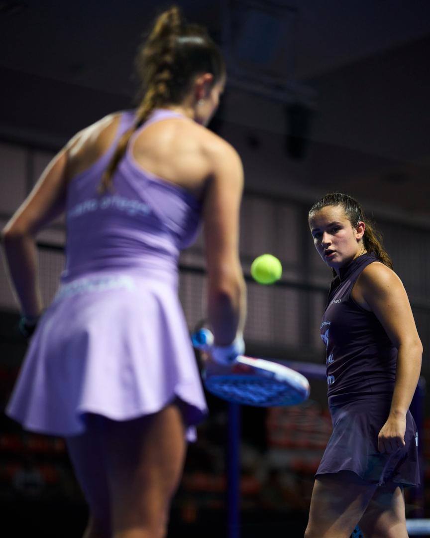 Martina Calvo y Marta Ortega durante su partido de octavos de final