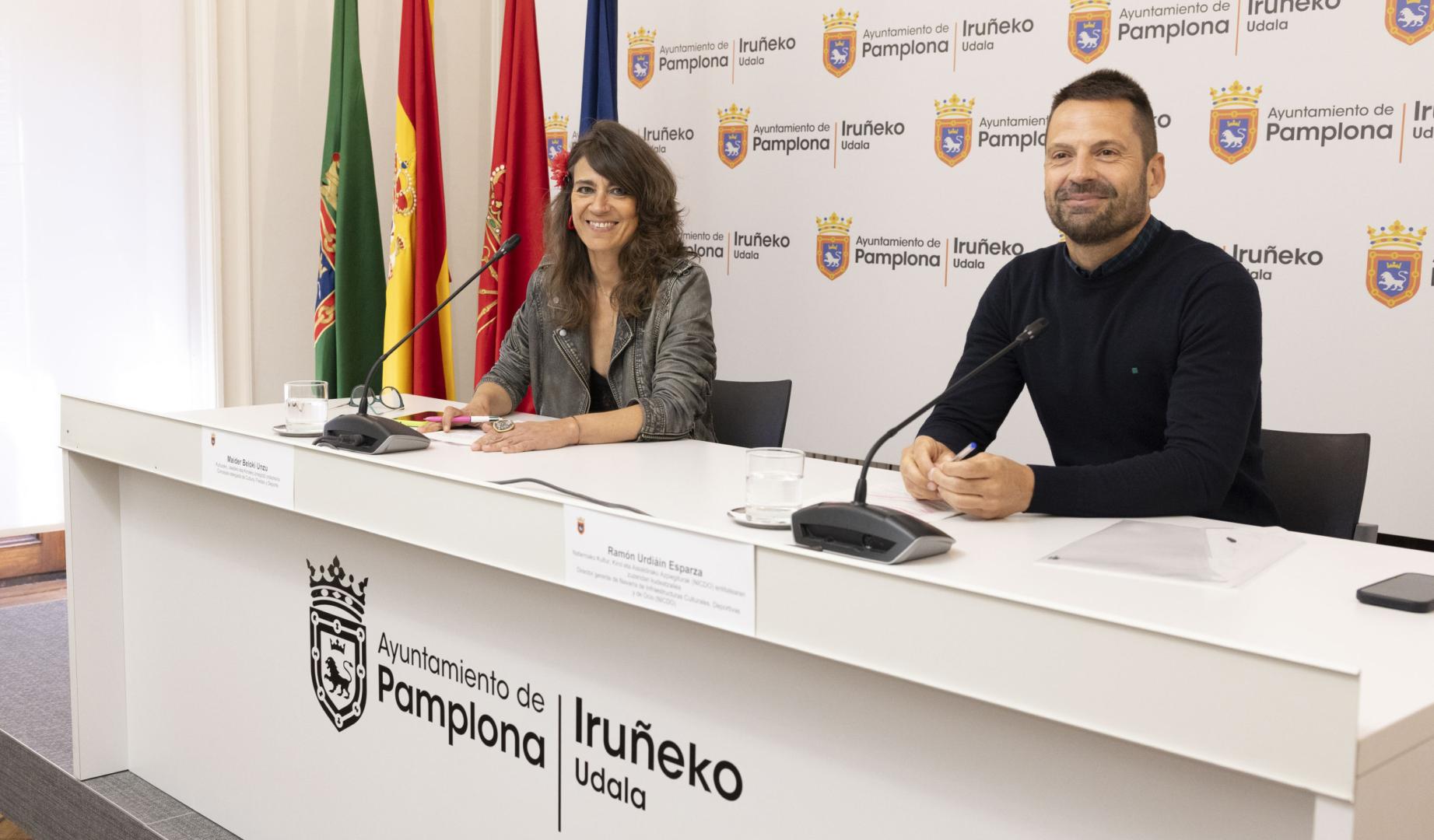 La concejala delegada de Cultura, Fiestas y Deporte, Maider Beloki Unzu, y el director gerente de NICDO, Ramón Urdiáin Esparza
