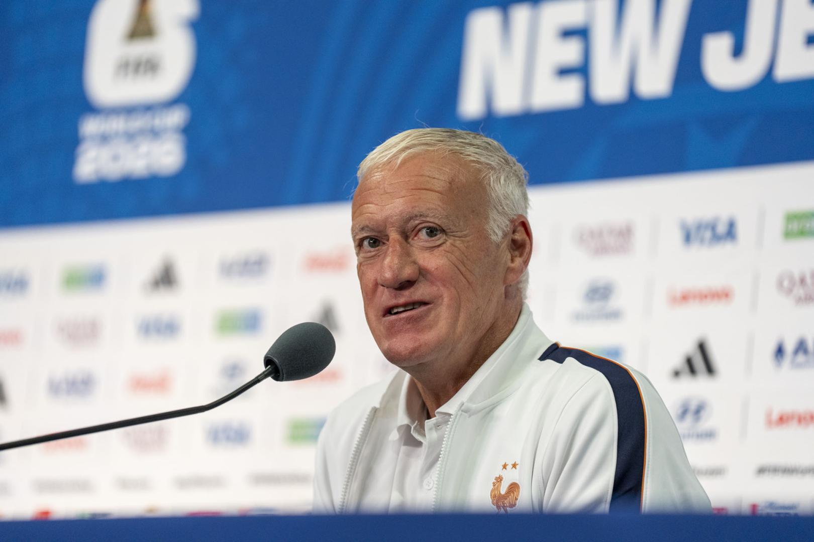 El seleccionador de fútbol de Francia, Didier Deschamps, en su comparecencia este lunes ante los medios