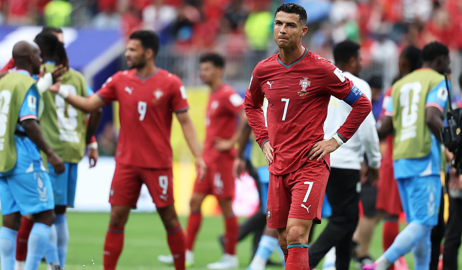 Gesto contrariado de Cristiano Ronaldo tras terminar el estreno en el Mundial 2026 con empate contra Congo