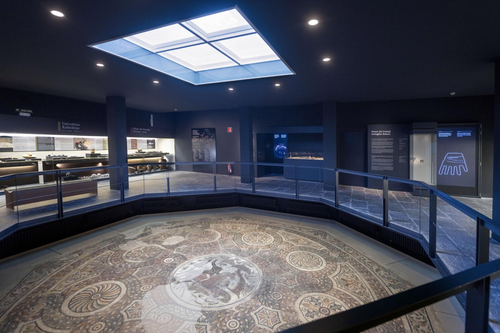 Sala de Prehistoria del Museo de Navarra