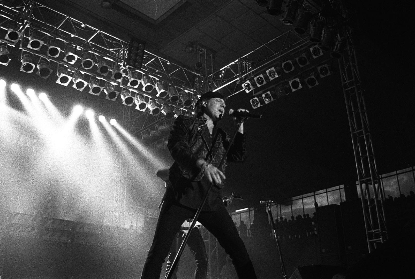 Klaus Meine, vocalista de Scorpions, durante el concierto que la banda alemana ofreció en Anaitasuna el 29 de junio de 1997