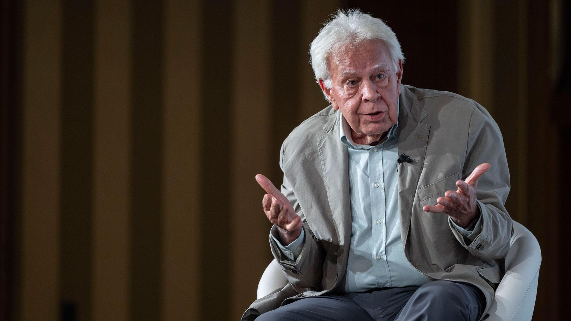 El expresidente del Gobierno Felipe González ha protagonizado un coloquio este martes, en Toledo