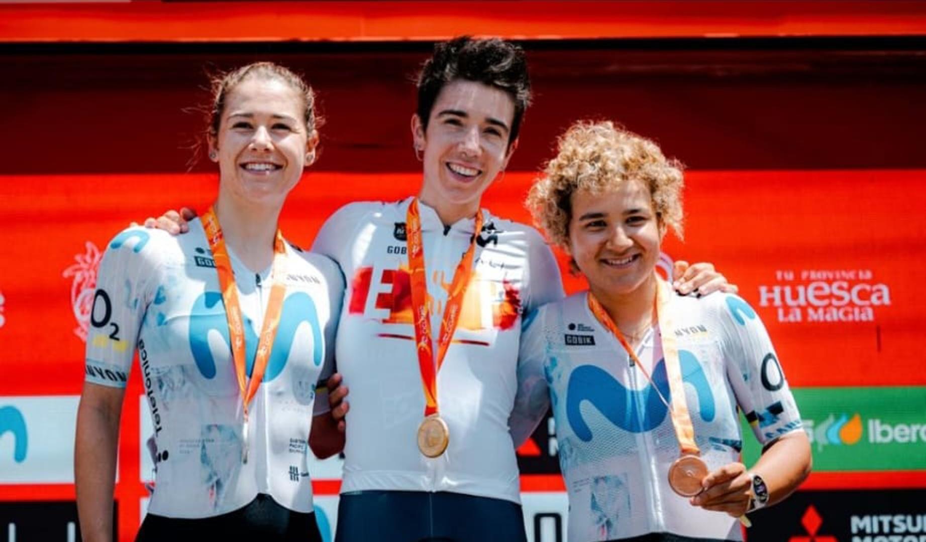 De izda a dcha: Sara Martín (plata), Mireia Benito (oro) y Paula Ostiz (bronce).
