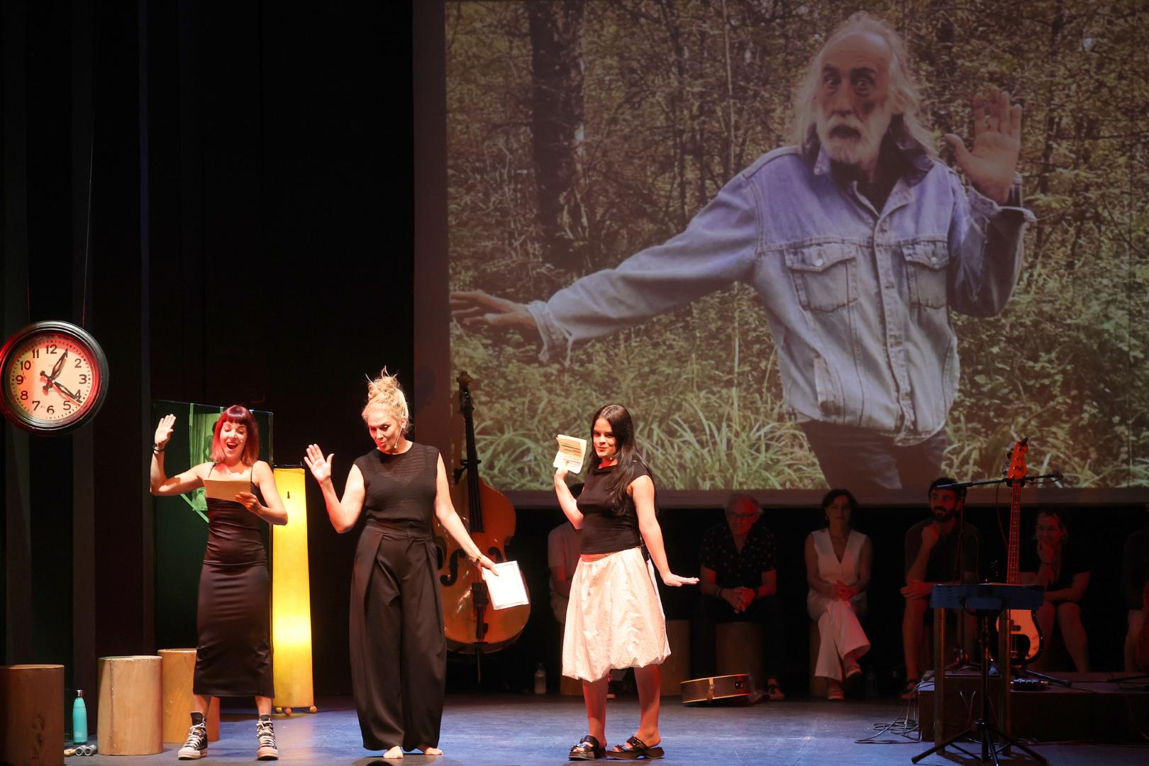 A: EDUARDO BUXENS F: 27 JUNIO 2026 L: PAMPLONA , ESCUELA NAVARRA DE TEATRO T: HOMENAJE AL ACTOR FALLECIDO JESÚS IBAÑEZ EN LA ESCUELA NAVARRA DE TEATRO