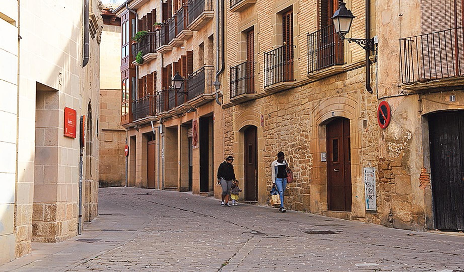 Imagen de una calle del casco antiguo de Tafalla
