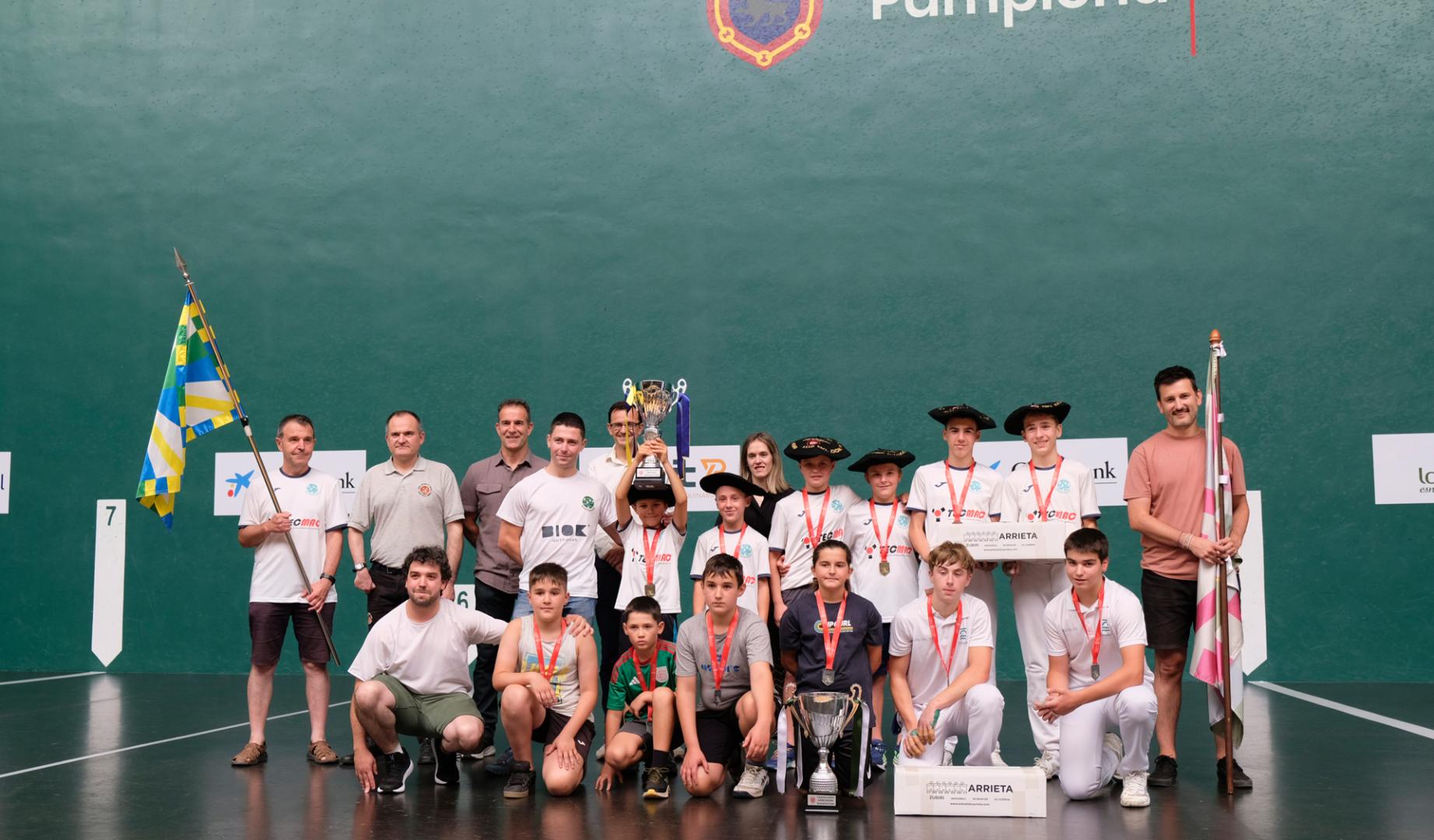 Bera reedita su título de campeón del Interpueblos Txiki