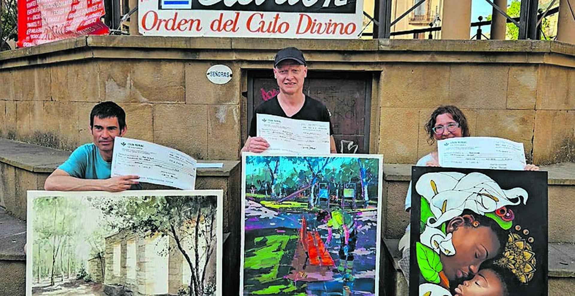 Los ganadores tras la entrega de premios