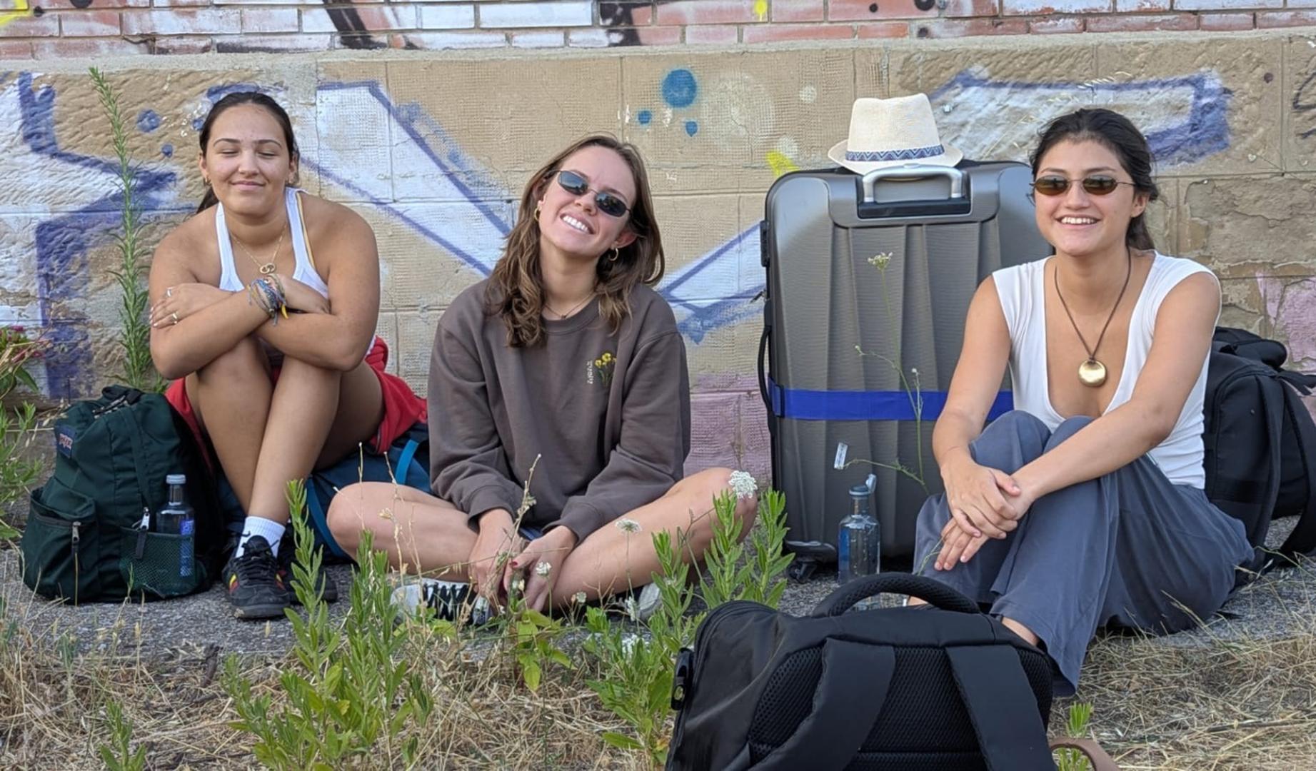 Emilia Castro, Sofía Quiros y Lorea Luisa
