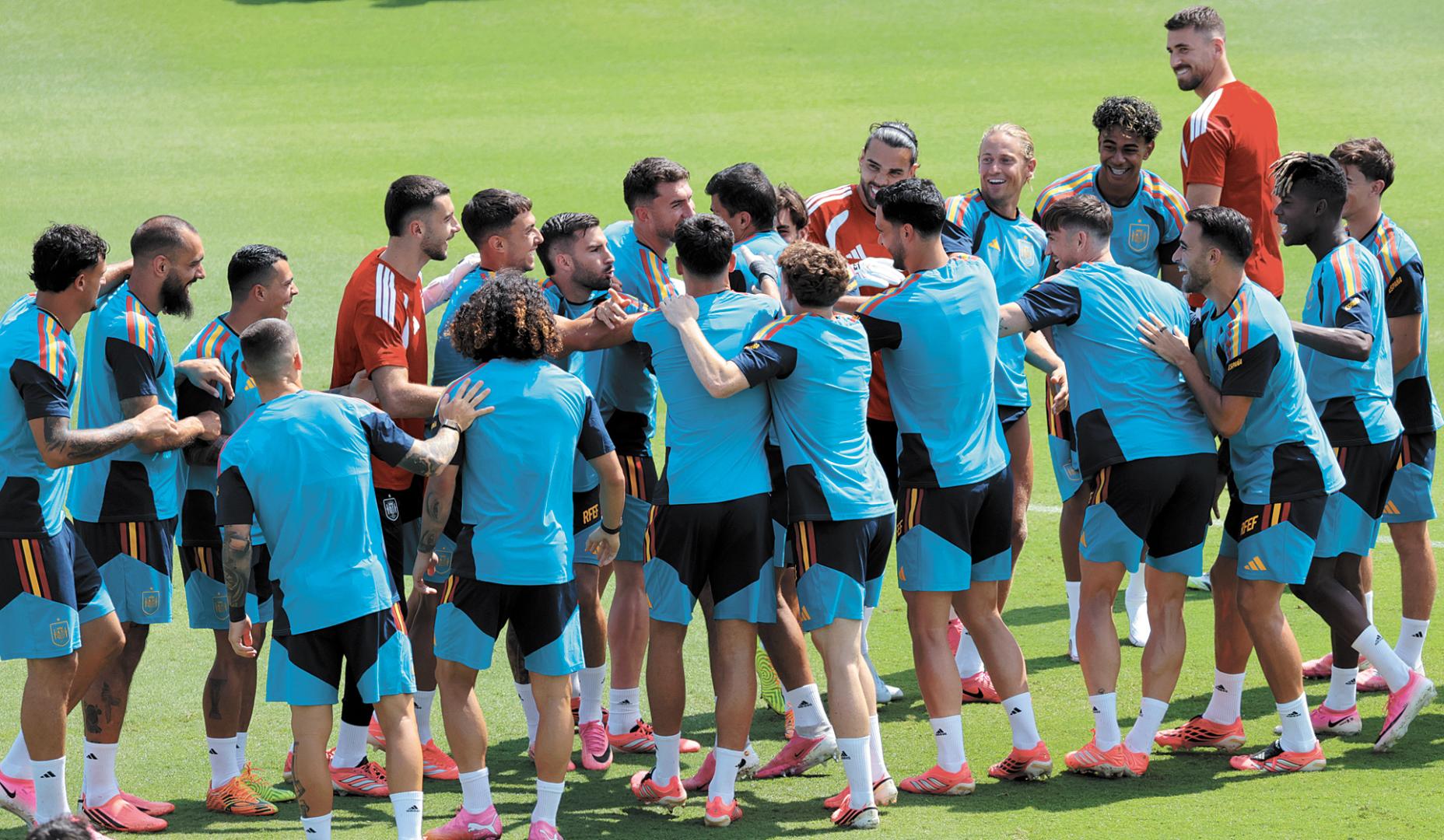 Buen ambiente en el entrenamiento previo al encuentro de hoy