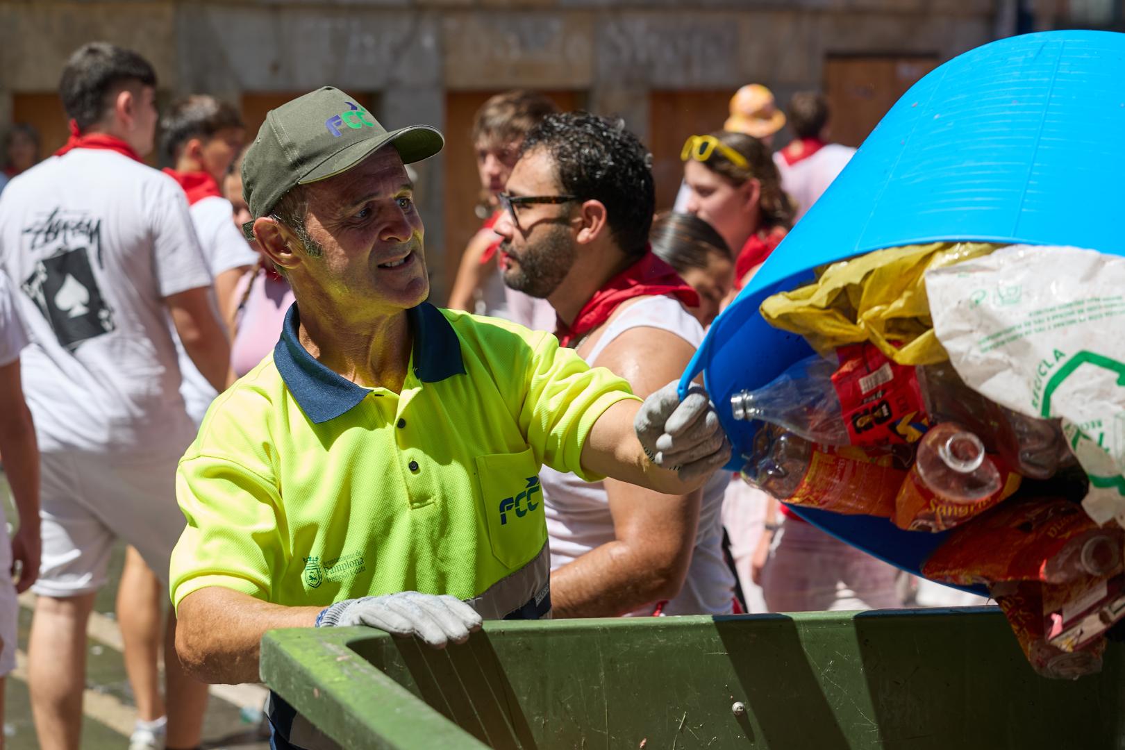 Gorka Asiáin Riezu, este 6 de julio, en la plaza del Ayuntamiento después del Chupinazo.